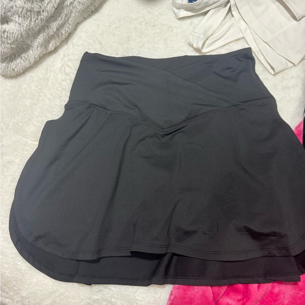 Amazon Women's Black Skort